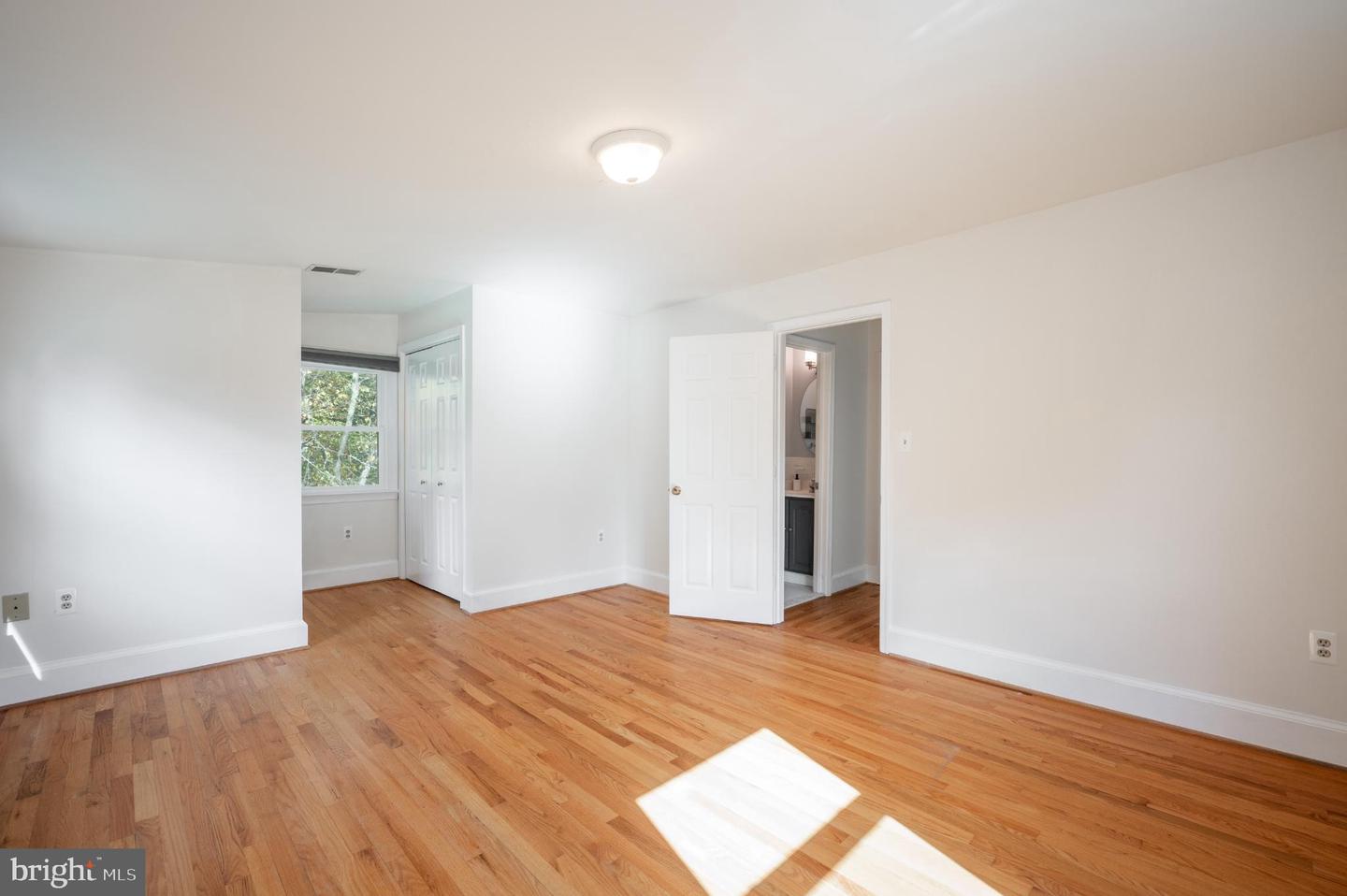 6329 NICHOLSON ST, FALLS CHURCH, Virginia 22044, 4 Bedrooms Bedrooms, 8 Rooms Rooms,3 BathroomsBathrooms,Residential,For sale,6329 NICHOLSON ST,VAFX2275766 MLS # VAFX2275766 6329 NICHOLSON ST, FALLS CHURCH, Virginia 22044, 4 Bedrooms Bedrooms, 8 Rooms Rooms,3 BathroomsBathrooms,Residential,For sale,6329 NICHOLSON ST,VAFX2275766 MLS # VAFX2275766