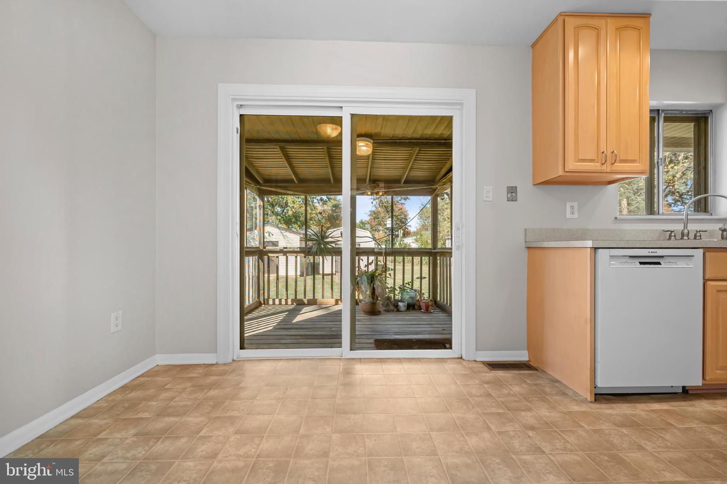 415 VIRGINIA AVE, HERNDON, Virginia 20170, 4 Bedrooms Bedrooms, ,1 BathroomBathrooms,Residential,For sale,415 VIRGINIA AVE,VAFX2275770 MLS # VAFX2275770 415 VIRGINIA AVE, HERNDON, Virginia 20170, 4 Bedrooms Bedrooms, ,1 BathroomBathrooms,Residential,For sale,415 VIRGINIA AVE,VAFX2275770 MLS # VAFX2275770