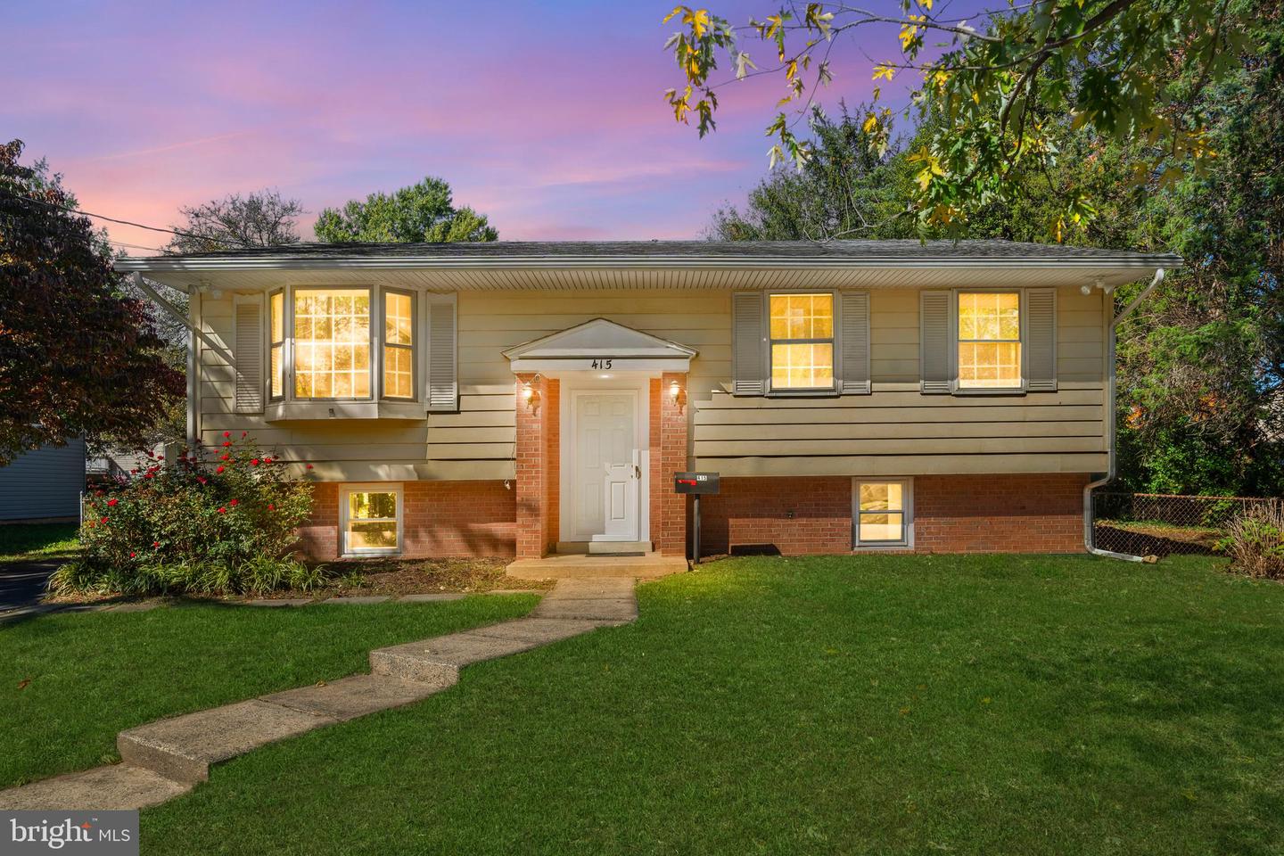 415 VIRGINIA AVE, HERNDON, Virginia 20170, 4 Bedrooms Bedrooms, ,1 BathroomBathrooms,Residential,For sale,415 VIRGINIA AVE,VAFX2275770 MLS # VAFX2275770 415 VIRGINIA AVE, HERNDON, Virginia 20170, 4 Bedrooms Bedrooms, ,1 BathroomBathrooms,Residential,For sale,415 VIRGINIA AVE,VAFX2275770 MLS # VAFX2275770