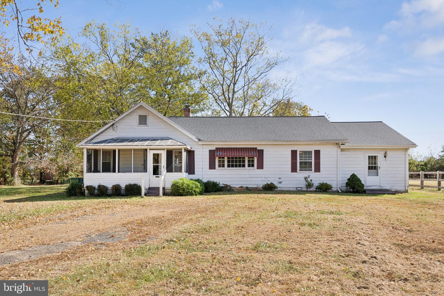 10747 PARKGATE DR, NOKESVILLE, Virginia 20181, 4 Bedrooms Bedrooms, ,1 BathroomBathrooms,Residential,For sale,10747 PARKGATE DR,VAPW2106600 MLS # VAPW2106600 10747 PARKGATE DR, NOKESVILLE, Virginia 20181, 4 Bedrooms Bedrooms, ,1 BathroomBathrooms,Residential,For sale,10747 PARKGATE DR,VAPW2106600 MLS # VAPW2106600