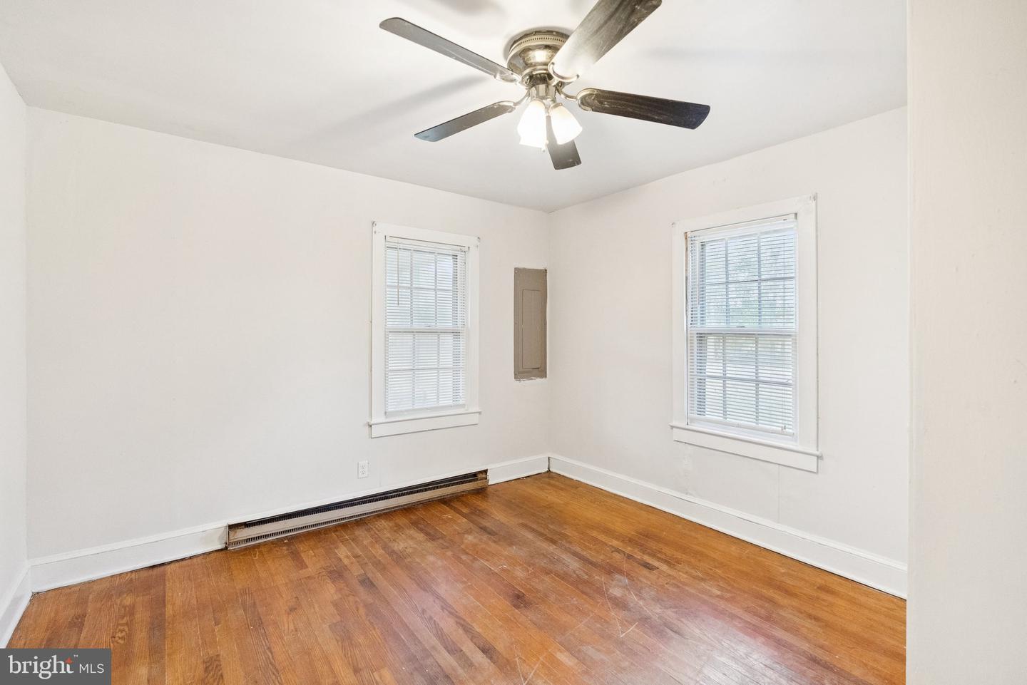 10747 PARKGATE DR, NOKESVILLE, Virginia 20181, 4 Bedrooms Bedrooms, ,1 BathroomBathrooms,Residential,For sale,10747 PARKGATE DR,VAPW2106600 MLS # VAPW2106600 10747 PARKGATE DR, NOKESVILLE, Virginia 20181, 4 Bedrooms Bedrooms, ,1 BathroomBathrooms,Residential,For sale,10747 PARKGATE DR,VAPW2106600 MLS # VAPW2106600