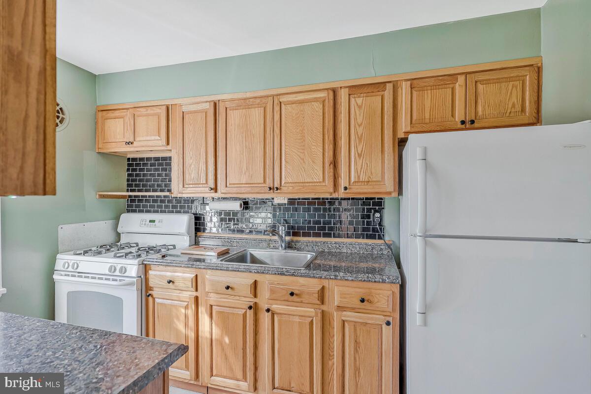 6609 POTOMAC AVE #B1, ALEXANDRIA, Virginia 22307, 2 Bedrooms Bedrooms, ,1 BathroomBathrooms,Residential,For sale,6609 POTOMAC AVE #B1,VAFX2275886 MLS # VAFX2275886 6609 POTOMAC AVE #B1, ALEXANDRIA, Virginia 22307, 2 Bedrooms Bedrooms, ,1 BathroomBathrooms,Residential,For sale,6609 POTOMAC AVE #B1,VAFX2275886 MLS # VAFX2275886