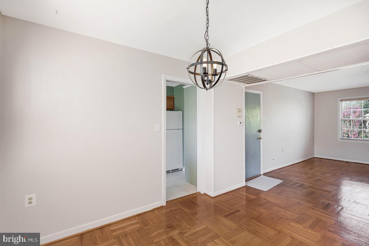 6609 POTOMAC AVE #B1, ALEXANDRIA, Virginia 22307, 2 Bedrooms Bedrooms, ,1 BathroomBathrooms,Residential,For sale,6609 POTOMAC AVE #B1,VAFX2275886 MLS # VAFX2275886 6609 POTOMAC AVE #B1, ALEXANDRIA, Virginia 22307, 2 Bedrooms Bedrooms, ,1 BathroomBathrooms,Residential,For sale,6609 POTOMAC AVE #B1,VAFX2275886 MLS # VAFX2275886