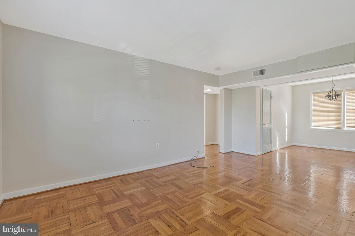 6609 POTOMAC AVE #B1, ALEXANDRIA, Virginia 22307, 2 Bedrooms Bedrooms, ,1 BathroomBathrooms,Residential,For sale,6609 POTOMAC AVE #B1,VAFX2275886 MLS # VAFX2275886 6609 POTOMAC AVE #B1, ALEXANDRIA, Virginia 22307, 2 Bedrooms Bedrooms, ,1 BathroomBathrooms,Residential,For sale,6609 POTOMAC AVE #B1,VAFX2275886 MLS # VAFX2275886