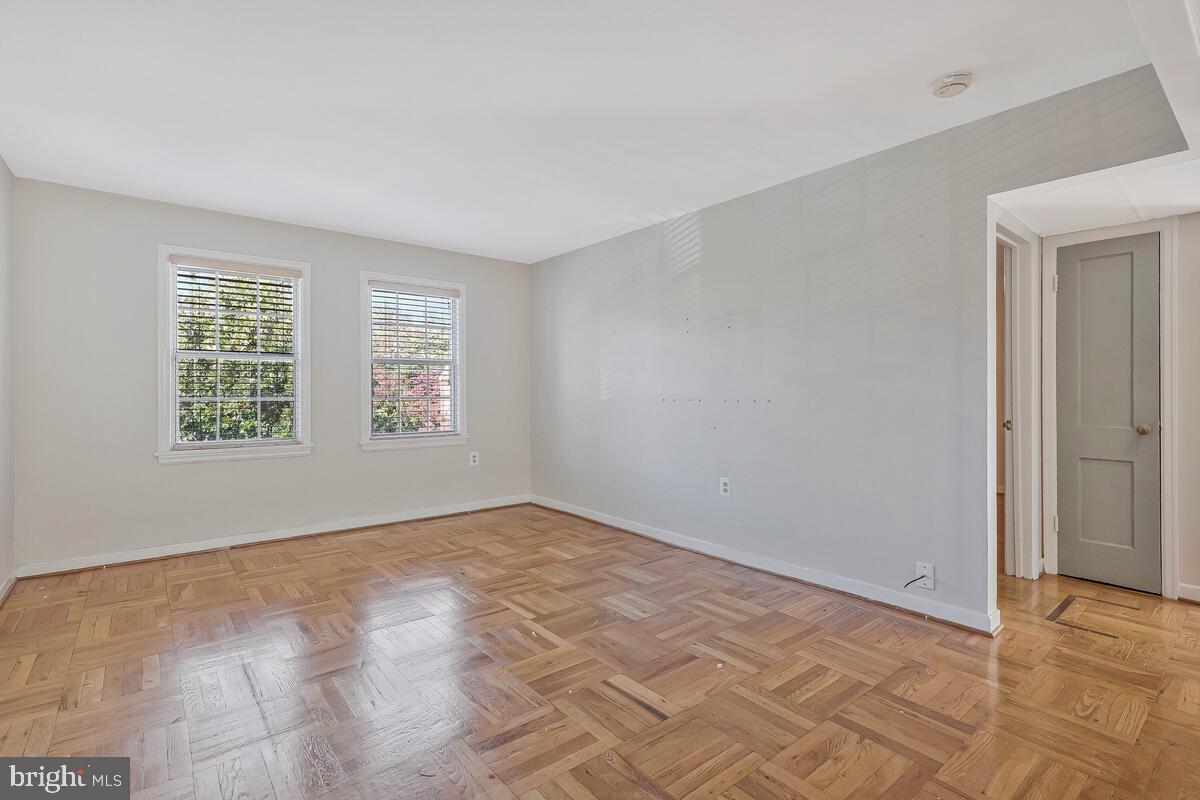 6609 POTOMAC AVE #B1, ALEXANDRIA, Virginia 22307, 2 Bedrooms Bedrooms, ,1 BathroomBathrooms,Residential,For sale,6609 POTOMAC AVE #B1,VAFX2275886 MLS # VAFX2275886 6609 POTOMAC AVE #B1, ALEXANDRIA, Virginia 22307, 2 Bedrooms Bedrooms, ,1 BathroomBathrooms,Residential,For sale,6609 POTOMAC AVE #B1,VAFX2275886 MLS # VAFX2275886