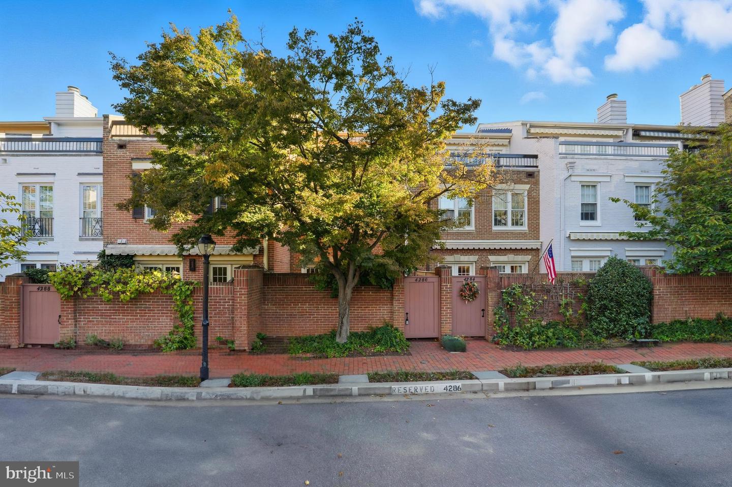 4286 MASSACHUSETTS AVE NW, WASHINGTON, District Of Columbia 20016, 3 Bedrooms Bedrooms, ,2 BathroomsBathrooms,Residential,For sale,4286 MASSACHUSETTS AVE NW,DCDC2228496 MLS # DCDC2228496 4286 MASSACHUSETTS AVE NW, WASHINGTON, District Of Columbia 20016, 3 Bedrooms Bedrooms, ,2 BathroomsBathrooms,Residential,For sale,4286 MASSACHUSETTS AVE NW,DCDC2228496 MLS # DCDC2228496