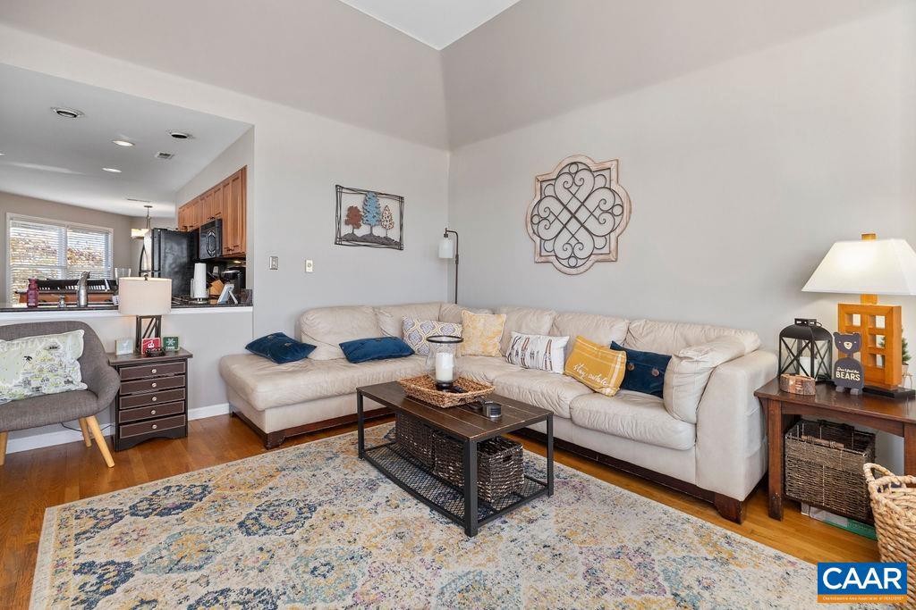 15 SHENANDOAH RIDGE CT, WINTERGREEN RESORT, Virginia 22967, 5 Bedrooms Bedrooms, ,4 BathroomsBathrooms,Residential,For sale,15 SHENANDOAH RIDGE CT,670331 MLS # 670331 15 SHENANDOAH RIDGE CT, WINTERGREEN RESORT, Virginia 22967, 5 Bedrooms Bedrooms, ,4 BathroomsBathrooms,Residential,For sale,15 SHENANDOAH RIDGE CT,670331 MLS # 670331