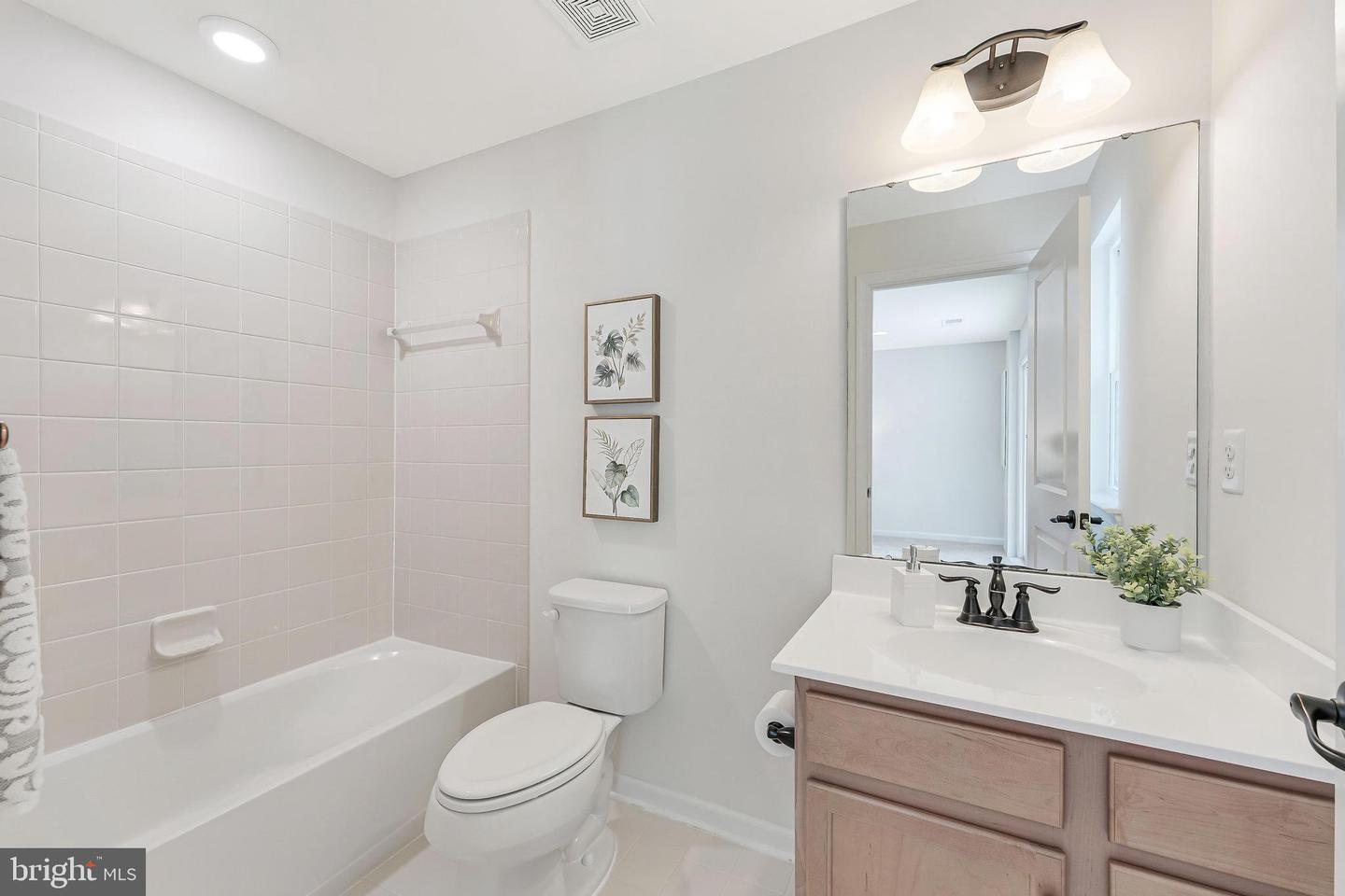 41725 MCMONAGLE SQ, ALDIE, Virginia 20105, 4 Bedrooms Bedrooms, ,3 BathroomsBathrooms,Residential,For sale,41725 MCMONAGLE SQ,VALO2109528 MLS # VALO2109528 41725 MCMONAGLE SQ, ALDIE, Virginia 20105, 4 Bedrooms Bedrooms, ,3 BathroomsBathrooms,Residential,For sale,41725 MCMONAGLE SQ,VALO2109528 MLS # VALO2109528