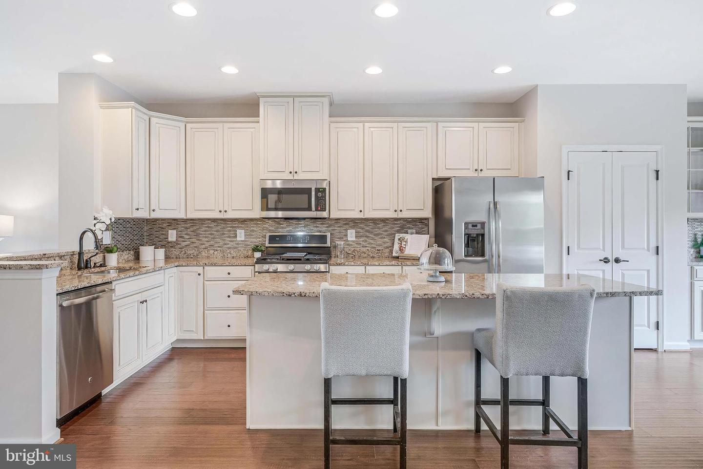 41725 MCMONAGLE SQ, ALDIE, Virginia 20105, 4 Bedrooms Bedrooms, ,3 BathroomsBathrooms,Residential,For sale,41725 MCMONAGLE SQ,VALO2109528 MLS # VALO2109528 41725 MCMONAGLE SQ, ALDIE, Virginia 20105, 4 Bedrooms Bedrooms, ,3 BathroomsBathrooms,Residential,For sale,41725 MCMONAGLE SQ,VALO2109528 MLS # VALO2109528