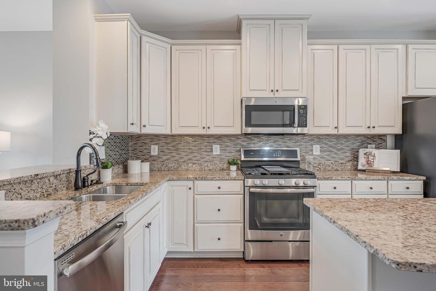 41725 MCMONAGLE SQ, ALDIE, Virginia 20105, 4 Bedrooms Bedrooms, ,3 BathroomsBathrooms,Residential,For sale,41725 MCMONAGLE SQ,VALO2109528 MLS # VALO2109528 41725 MCMONAGLE SQ, ALDIE, Virginia 20105, 4 Bedrooms Bedrooms, ,3 BathroomsBathrooms,Residential,For sale,41725 MCMONAGLE SQ,VALO2109528 MLS # VALO2109528