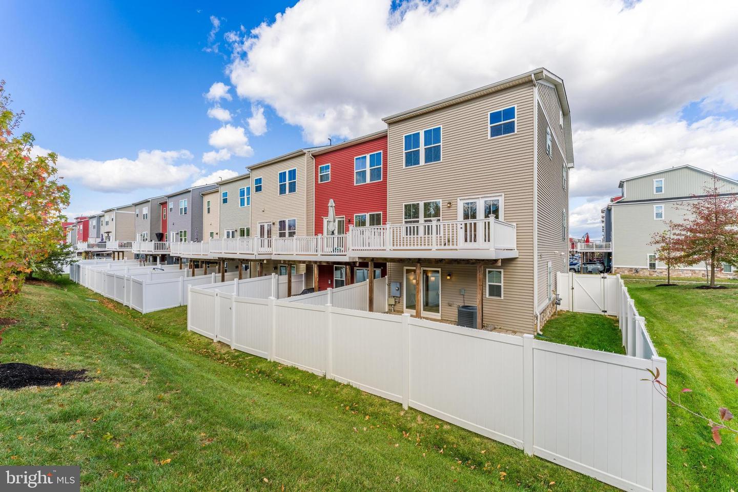 41725 MCMONAGLE SQ, ALDIE, Virginia 20105, 4 Bedrooms Bedrooms, ,3 BathroomsBathrooms,Residential,For sale,41725 MCMONAGLE SQ,VALO2109528 MLS # VALO2109528 41725 MCMONAGLE SQ, ALDIE, Virginia 20105, 4 Bedrooms Bedrooms, ,3 BathroomsBathrooms,Residential,For sale,41725 MCMONAGLE SQ,VALO2109528 MLS # VALO2109528