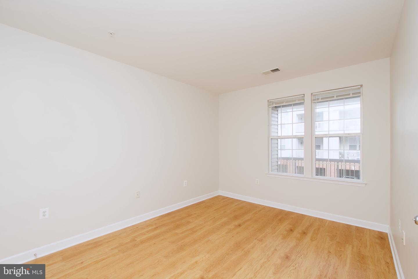 42481 ROCKROSE SQ #204, BRAMBLETON, Virginia 20148, 1 Bedroom Bedrooms, ,1 BathroomBathrooms,Residential,For sale,42481 ROCKROSE SQ #204,VALO2109536 MLS # VALO2109536 42481 ROCKROSE SQ #204, BRAMBLETON, Virginia 20148, 1 Bedroom Bedrooms, ,1 BathroomBathrooms,Residential,For sale,42481 ROCKROSE SQ #204,VALO2109536 MLS # VALO2109536