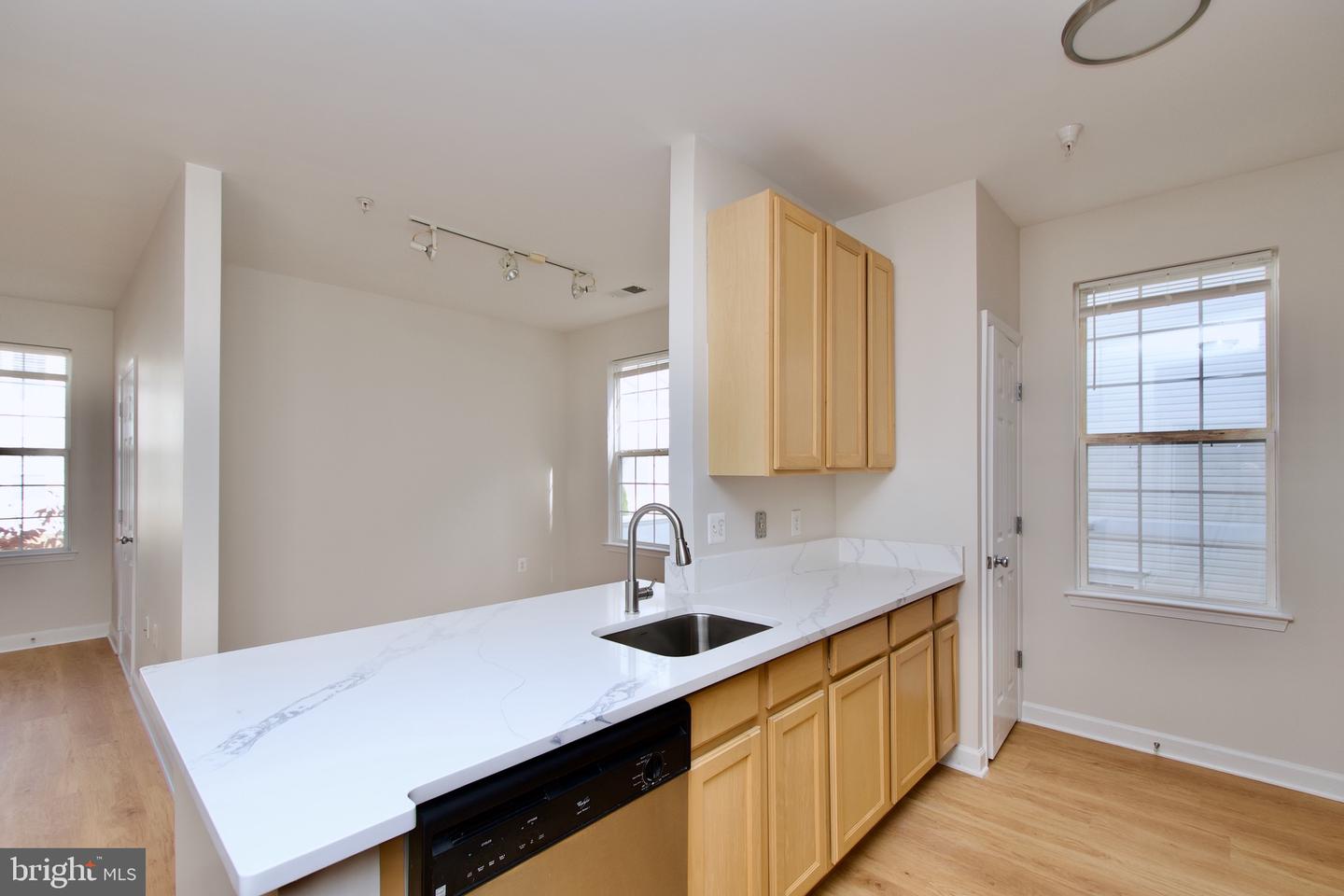 42481 ROCKROSE SQ #204, BRAMBLETON, Virginia 20148, 1 Bedroom Bedrooms, ,1 BathroomBathrooms,Residential,For sale,42481 ROCKROSE SQ #204,VALO2109536 MLS # VALO2109536 42481 ROCKROSE SQ #204, BRAMBLETON, Virginia 20148, 1 Bedroom Bedrooms, ,1 BathroomBathrooms,Residential,For sale,42481 ROCKROSE SQ #204,VALO2109536 MLS # VALO2109536