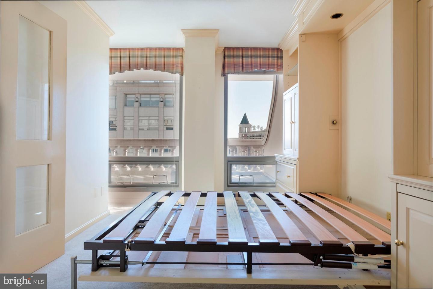 701 PENNSYLVANIA AVE NW #1114, WASHINGTON, District Of Columbia 20004, 1 Bedroom Bedrooms, ,1 BathroomBathrooms,Residential,For sale,701 PENNSYLVANIA AVE NW #1114,DCDC2228588 MLS # DCDC2228588 701 PENNSYLVANIA AVE NW #1114, WASHINGTON, District Of Columbia 20004, 1 Bedroom Bedrooms, ,1 BathroomBathrooms,Residential,For sale,701 PENNSYLVANIA AVE NW #1114,DCDC2228588 MLS # DCDC2228588