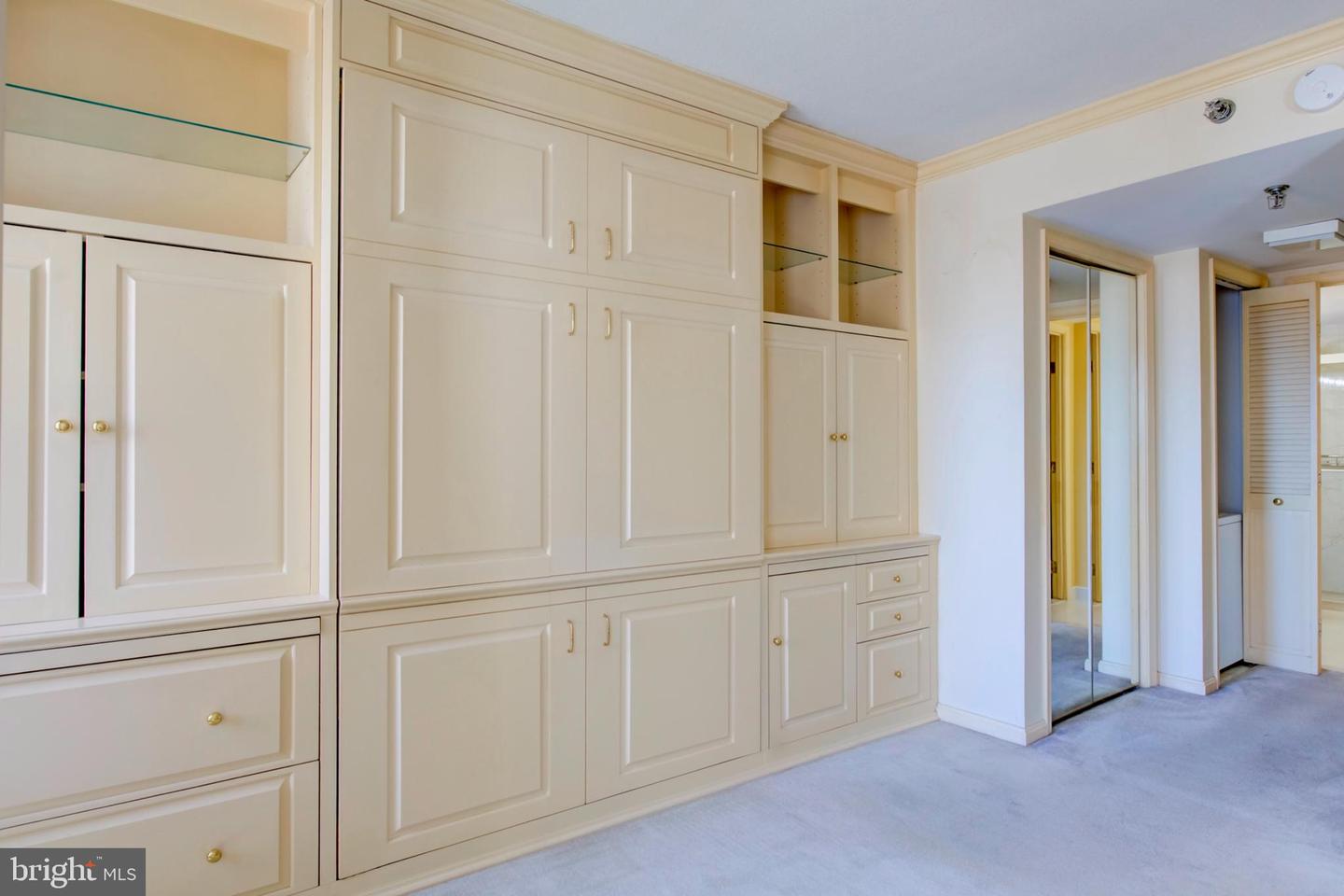 701 PENNSYLVANIA AVE NW #1114, WASHINGTON, District Of Columbia 20004, 1 Bedroom Bedrooms, ,1 BathroomBathrooms,Residential,For sale,701 PENNSYLVANIA AVE NW #1114,DCDC2228588 MLS # DCDC2228588 701 PENNSYLVANIA AVE NW #1114, WASHINGTON, District Of Columbia 20004, 1 Bedroom Bedrooms, ,1 BathroomBathrooms,Residential,For sale,701 PENNSYLVANIA AVE NW #1114,DCDC2228588 MLS # DCDC2228588