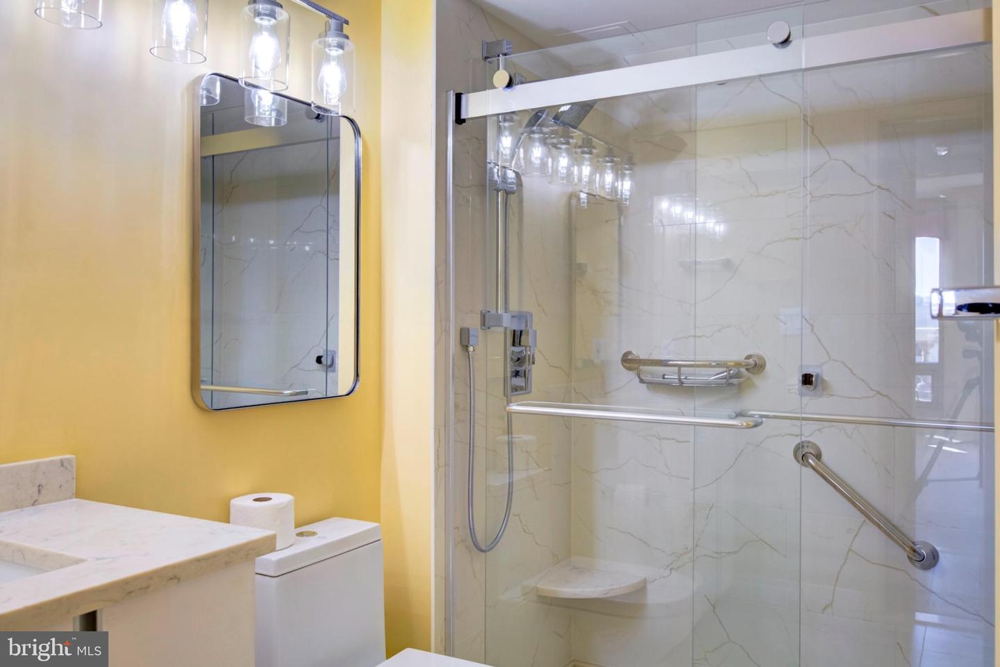 701 PENNSYLVANIA AVE NW #1114, WASHINGTON, District Of Columbia 20004, 1 Bedroom Bedrooms, ,1 BathroomBathrooms,Residential,For sale,701 PENNSYLVANIA AVE NW #1114,DCDC2228588 MLS # DCDC2228588 701 PENNSYLVANIA AVE NW #1114, WASHINGTON, District Of Columbia 20004, 1 Bedroom Bedrooms, ,1 BathroomBathrooms,Residential,For sale,701 PENNSYLVANIA AVE NW #1114,DCDC2228588 MLS # DCDC2228588