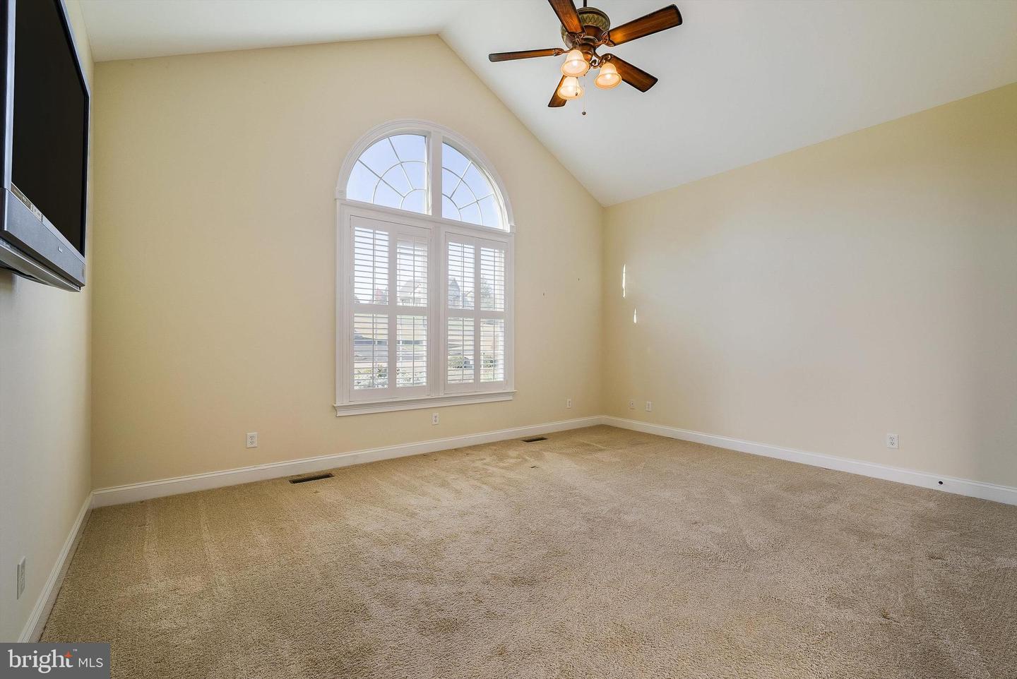 121 CLAREMONT AVE, ROCKINGHAM, Virginia 22801, 4 Bedrooms Bedrooms, ,3 BathroomsBathrooms,Residential,For sale,121 CLAREMONT AVE,VARO2002662 MLS # VARO2002662 121 CLAREMONT AVE, ROCKINGHAM, Virginia 22801, 4 Bedrooms Bedrooms, ,3 BathroomsBathrooms,Residential,For sale,121 CLAREMONT AVE,VARO2002662 MLS # VARO2002662