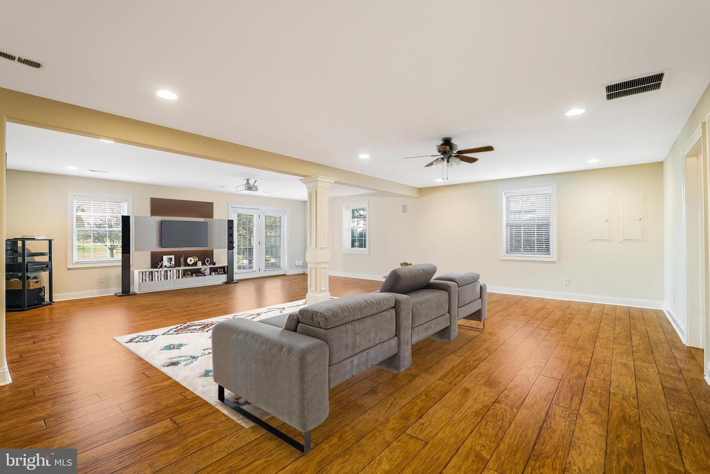 121 CLAREMONT AVE, ROCKINGHAM, Virginia 22801, 4 Bedrooms Bedrooms, ,3 BathroomsBathrooms,Residential,For sale,121 CLAREMONT AVE,VARO2002662 MLS # VARO2002662 121 CLAREMONT AVE, ROCKINGHAM, Virginia 22801, 4 Bedrooms Bedrooms, ,3 BathroomsBathrooms,Residential,For sale,121 CLAREMONT AVE,VARO2002662 MLS # VARO2002662