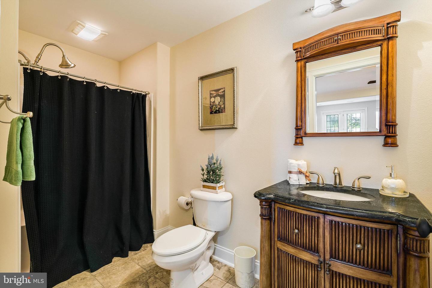 121 CLAREMONT AVE, ROCKINGHAM, Virginia 22801, 4 Bedrooms Bedrooms, ,3 BathroomsBathrooms,Residential,For sale,121 CLAREMONT AVE,VARO2002662 MLS # VARO2002662 121 CLAREMONT AVE, ROCKINGHAM, Virginia 22801, 4 Bedrooms Bedrooms, ,3 BathroomsBathrooms,Residential,For sale,121 CLAREMONT AVE,VARO2002662 MLS # VARO2002662