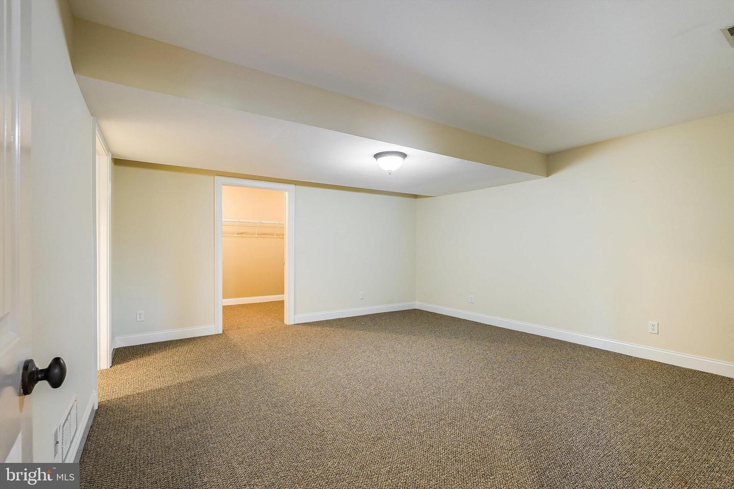 121 CLAREMONT AVE, ROCKINGHAM, Virginia 22801, 4 Bedrooms Bedrooms, ,3 BathroomsBathrooms,Residential,For sale,121 CLAREMONT AVE,VARO2002662 MLS # VARO2002662 121 CLAREMONT AVE, ROCKINGHAM, Virginia 22801, 4 Bedrooms Bedrooms, ,3 BathroomsBathrooms,Residential,For sale,121 CLAREMONT AVE,VARO2002662 MLS # VARO2002662