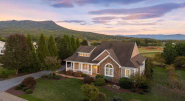 121 CLAREMONT AVE, ROCKINGHAM, Virginia 22801, 4 Bedrooms Bedrooms, ,3 BathroomsBathrooms,Residential,For sale,121 CLAREMONT AVE,VARO2002662 MLS # VARO2002662