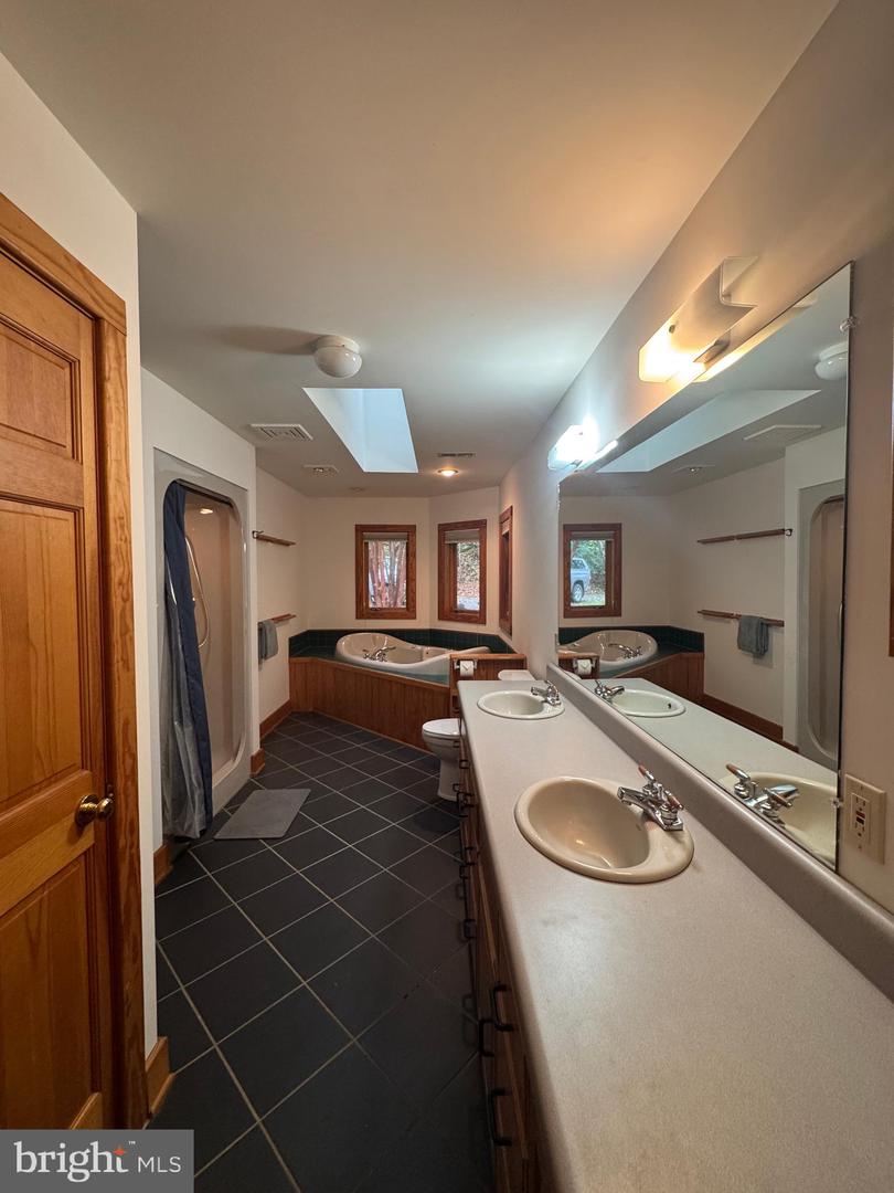 25 FALLING SPRINGS DR, AFTON, Virginia 22920, 3 Bedrooms Bedrooms, ,2 BathroomsBathrooms,Residential,For sale,25 FALLING SPRINGS DR,VANL2000606 MLS # VANL2000606 25 FALLING SPRINGS DR, AFTON, Virginia 22920, 3 Bedrooms Bedrooms, ,2 BathroomsBathrooms,Residential,For sale,25 FALLING SPRINGS DR,VANL2000606 MLS # VANL2000606