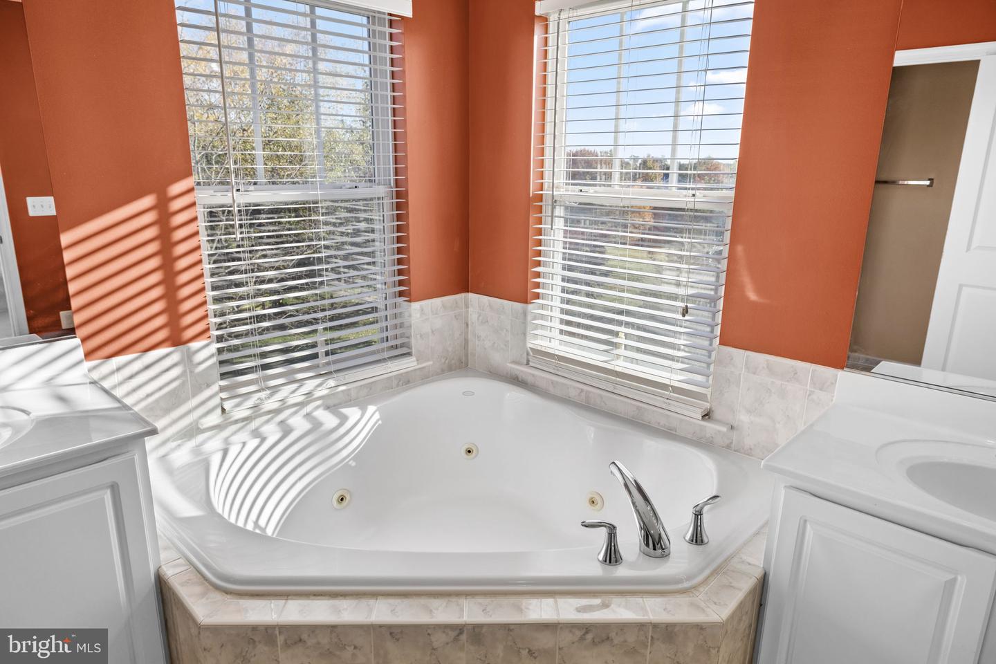 4022 VON NEUMAN CIR, WARRENTON, Virginia 20187, 5 Bedrooms Bedrooms, ,4 BathroomsBathrooms,Residential,For sale,4022 VON NEUMAN CIR,VAFQ2019484 MLS # VAFQ2019484 4022 VON NEUMAN CIR, WARRENTON, Virginia 20187, 5 Bedrooms Bedrooms, ,4 BathroomsBathrooms,Residential,For sale,4022 VON NEUMAN CIR,VAFQ2019484 MLS # VAFQ2019484