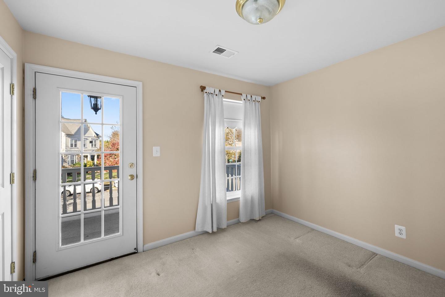 4022 VON NEUMAN CIR, WARRENTON, Virginia 20187, 5 Bedrooms Bedrooms, ,4 BathroomsBathrooms,Residential,For sale,4022 VON NEUMAN CIR,VAFQ2019484 MLS # VAFQ2019484 4022 VON NEUMAN CIR, WARRENTON, Virginia 20187, 5 Bedrooms Bedrooms, ,4 BathroomsBathrooms,Residential,For sale,4022 VON NEUMAN CIR,VAFQ2019484 MLS # VAFQ2019484