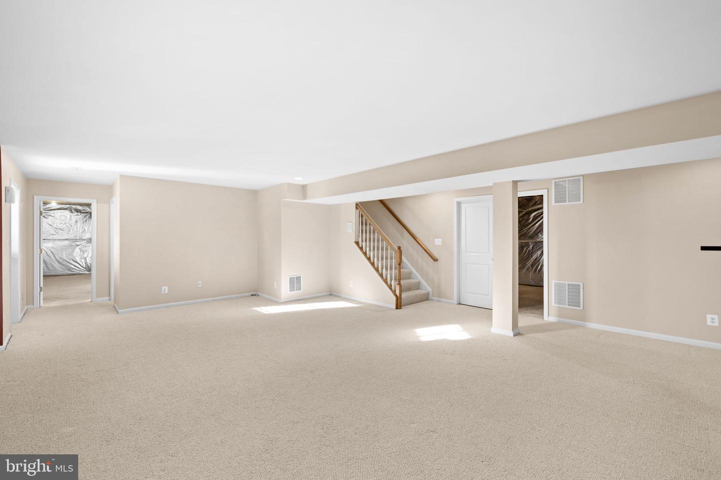 4022 VON NEUMAN CIR, WARRENTON, Virginia 20187, 5 Bedrooms Bedrooms, ,4 BathroomsBathrooms,Residential,For sale,4022 VON NEUMAN CIR,VAFQ2019484 MLS # VAFQ2019484 4022 VON NEUMAN CIR, WARRENTON, Virginia 20187, 5 Bedrooms Bedrooms, ,4 BathroomsBathrooms,Residential,For sale,4022 VON NEUMAN CIR,VAFQ2019484 MLS # VAFQ2019484
