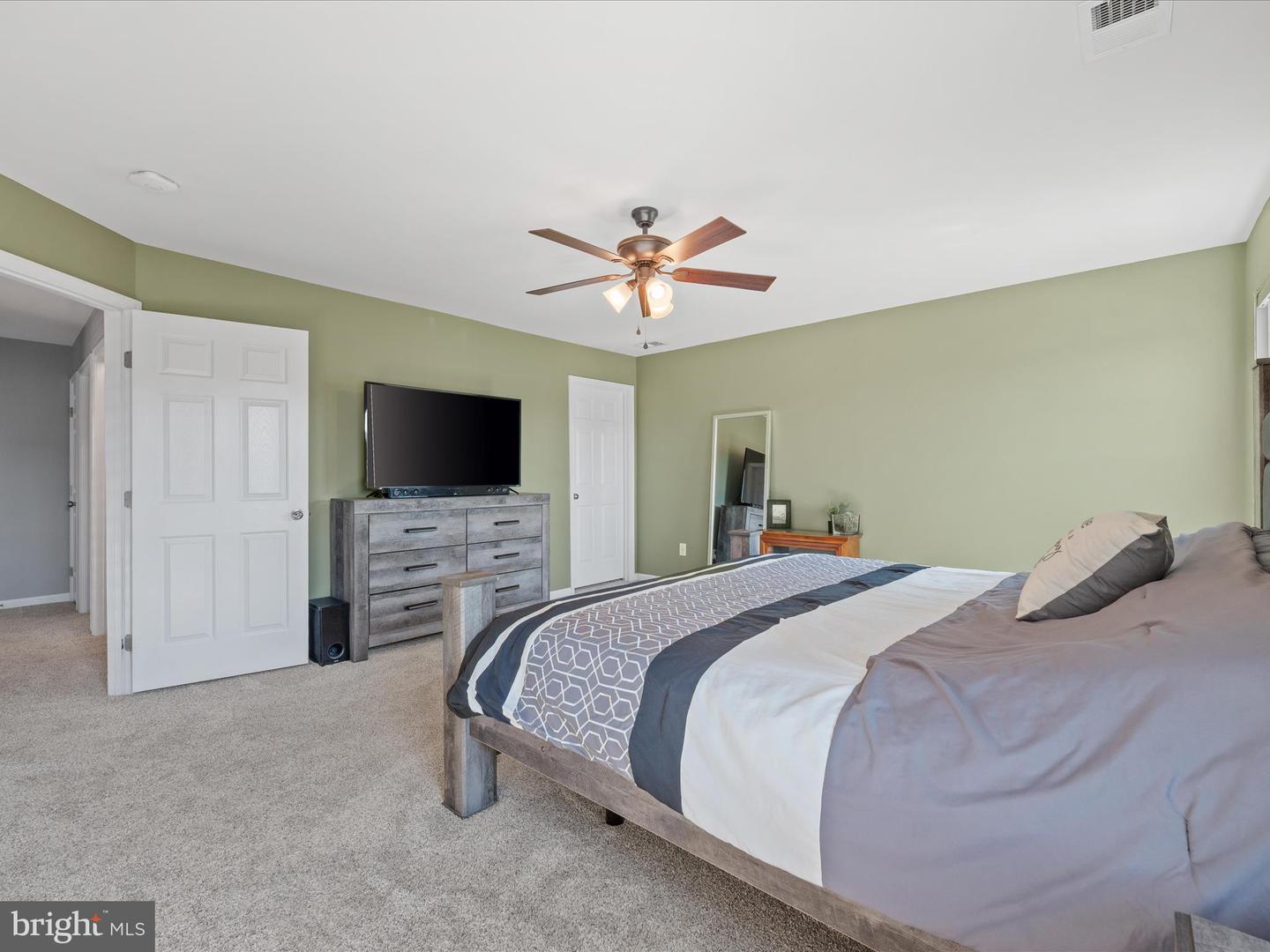 1183 FAIRFAX ST, STEPHENS CITY, Virginia 22655, 3 Bedrooms Bedrooms, ,3 BathroomsBathrooms,Residential,For sale,1183 FAIRFAX ST,VAFV2037636 MLS # VAFV2037636 1183 FAIRFAX ST, STEPHENS CITY, Virginia 22655, 3 Bedrooms Bedrooms, ,3 BathroomsBathrooms,Residential,For sale,1183 FAIRFAX ST,VAFV2037636 MLS # VAFV2037636