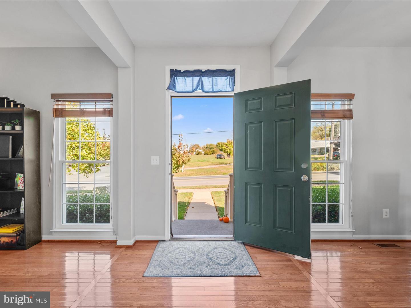 1183 FAIRFAX ST, STEPHENS CITY, Virginia 22655, 3 Bedrooms Bedrooms, ,3 BathroomsBathrooms,Residential,For sale,1183 FAIRFAX ST,VAFV2037636 MLS # VAFV2037636 1183 FAIRFAX ST, STEPHENS CITY, Virginia 22655, 3 Bedrooms Bedrooms, ,3 BathroomsBathrooms,Residential,For sale,1183 FAIRFAX ST,VAFV2037636 MLS # VAFV2037636