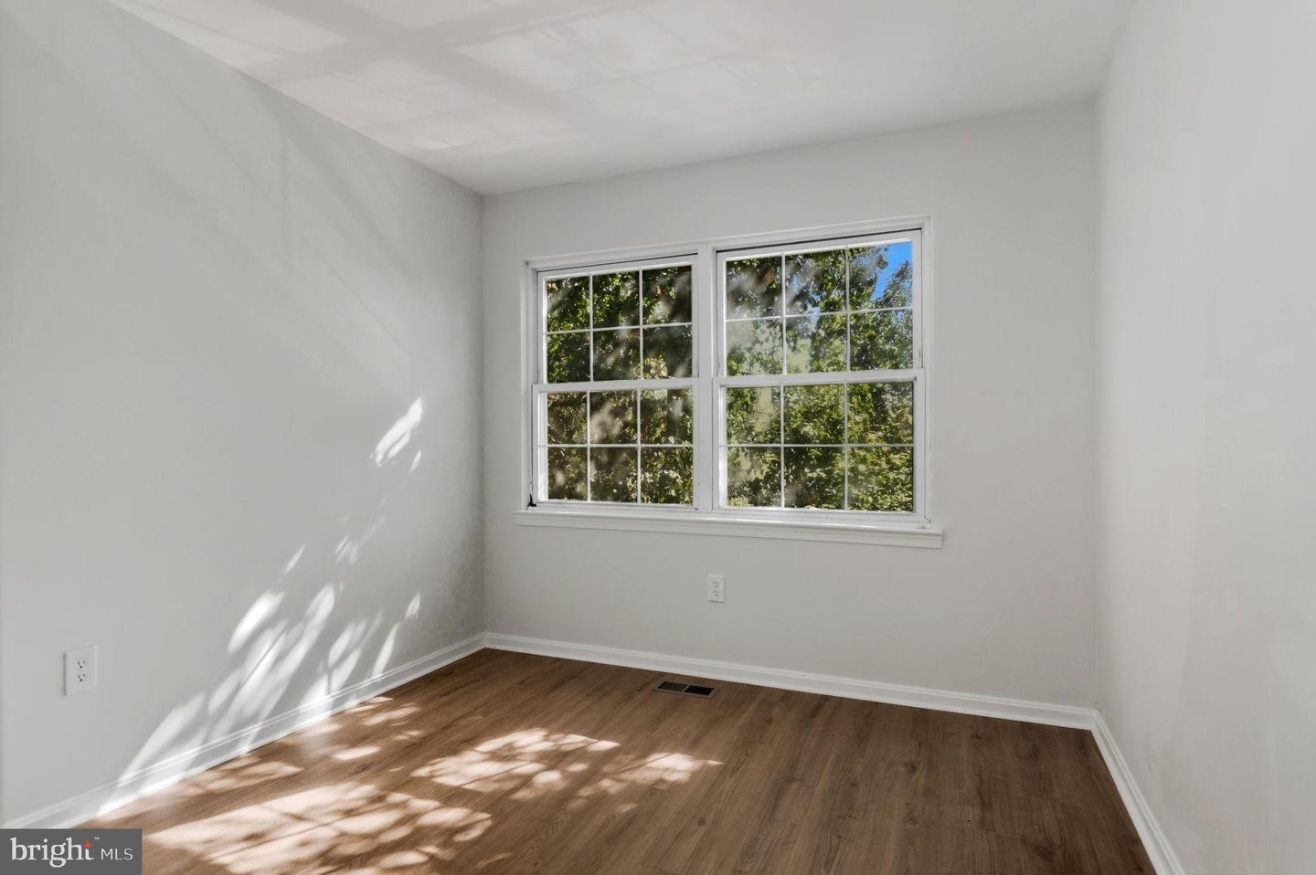 8334 SHADY GROVE CIR, MANASSAS, Virginia 20110, 3 Bedrooms Bedrooms, 6 Rooms Rooms,2 BathroomsBathrooms,Residential,For sale,8334 SHADY GROVE CIR,VAMN2009570 MLS # VAMN2009570 8334 SHADY GROVE CIR, MANASSAS, Virginia 20110, 3 Bedrooms Bedrooms, 6 Rooms Rooms,2 BathroomsBathrooms,Residential,For sale,8334 SHADY GROVE CIR,VAMN2009570 MLS # VAMN2009570