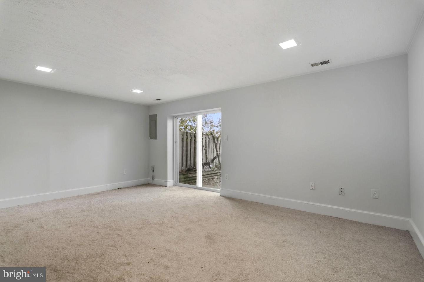 8334 SHADY GROVE CIR, MANASSAS, Virginia 20110, 3 Bedrooms Bedrooms, 6 Rooms Rooms,2 BathroomsBathrooms,Residential,For sale,8334 SHADY GROVE CIR,VAMN2009570 MLS # VAMN2009570 8334 SHADY GROVE CIR, MANASSAS, Virginia 20110, 3 Bedrooms Bedrooms, 6 Rooms Rooms,2 BathroomsBathrooms,Residential,For sale,8334 SHADY GROVE CIR,VAMN2009570 MLS # VAMN2009570
