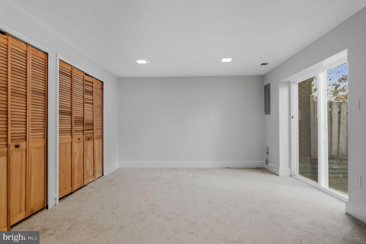 8334 SHADY GROVE CIR, MANASSAS, Virginia 20110, 3 Bedrooms Bedrooms, 6 Rooms Rooms,2 BathroomsBathrooms,Residential,For sale,8334 SHADY GROVE CIR,VAMN2009570 MLS # VAMN2009570 8334 SHADY GROVE CIR, MANASSAS, Virginia 20110, 3 Bedrooms Bedrooms, 6 Rooms Rooms,2 BathroomsBathrooms,Residential,For sale,8334 SHADY GROVE CIR,VAMN2009570 MLS # VAMN2009570