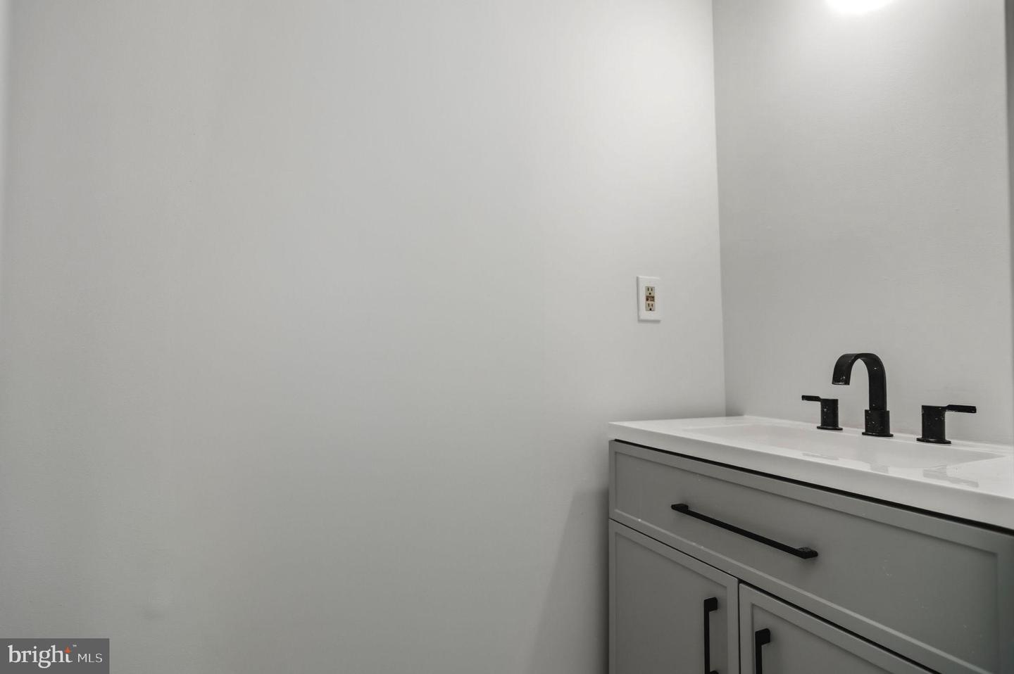 8334 SHADY GROVE CIR, MANASSAS, Virginia 20110, 3 Bedrooms Bedrooms, 6 Rooms Rooms,2 BathroomsBathrooms,Residential,For sale,8334 SHADY GROVE CIR,VAMN2009570 MLS # VAMN2009570 8334 SHADY GROVE CIR, MANASSAS, Virginia 20110, 3 Bedrooms Bedrooms, 6 Rooms Rooms,2 BathroomsBathrooms,Residential,For sale,8334 SHADY GROVE CIR,VAMN2009570 MLS # VAMN2009570