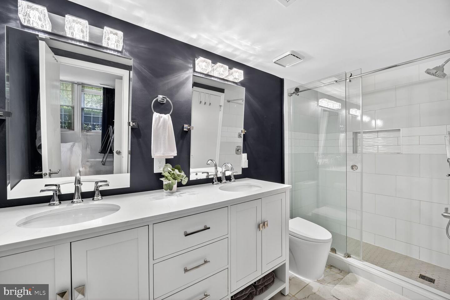 4519 28TH RD S #A, ARLINGTON, Virginia 22206, 2 Bedrooms Bedrooms, ,1 BathroomBathrooms,Residential,For sale,4519 28TH RD S #A,VAAR2065286 MLS # VAAR2065286 4519 28TH RD S #A, ARLINGTON, Virginia 22206, 2 Bedrooms Bedrooms, ,1 BathroomBathrooms,Residential,For sale,4519 28TH RD S #A,VAAR2065286 MLS # VAAR2065286