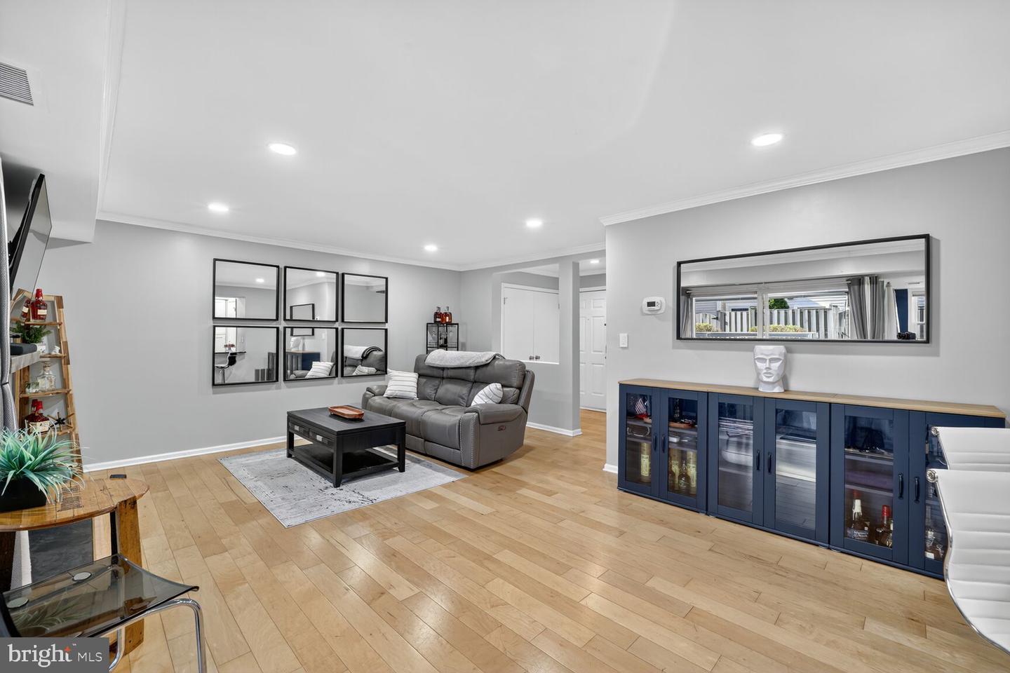 4519 28TH RD S #A, ARLINGTON, Virginia 22206, 2 Bedrooms Bedrooms, ,1 BathroomBathrooms,Residential,For sale,4519 28TH RD S #A,VAAR2065286 MLS # VAAR2065286 4519 28TH RD S #A, ARLINGTON, Virginia 22206, 2 Bedrooms Bedrooms, ,1 BathroomBathrooms,Residential,For sale,4519 28TH RD S #A,VAAR2065286 MLS # VAAR2065286
