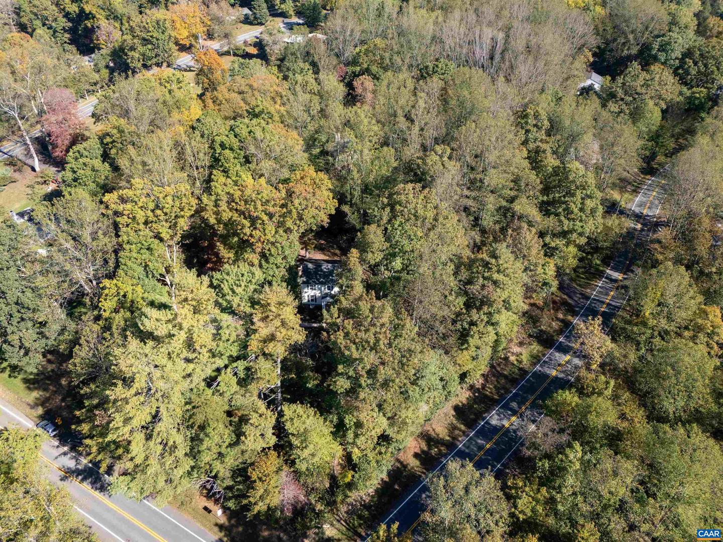 600 CARRSBROOK DR, CHARLOTTESVILLE, Virginia 22901, 4 Bedrooms Bedrooms, ,3 BathroomsBathrooms,Residential,For sale,600 CARRSBROOK DR,670351 MLS # 670351 600 CARRSBROOK DR, CHARLOTTESVILLE, Virginia 22901, 4 Bedrooms Bedrooms, ,3 BathroomsBathrooms,Residential,For sale,600 CARRSBROOK DR,670351 MLS # 670351