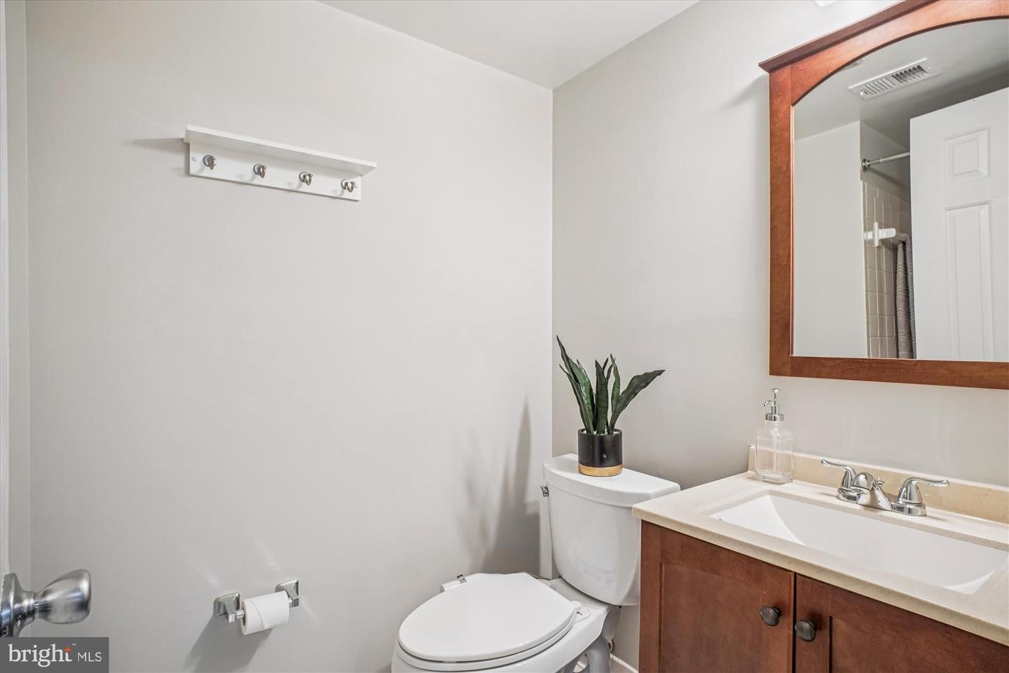 5249 WILSON BLVD, ARLINGTON, Virginia 22205, 2 Bedrooms Bedrooms, ,3 BathroomsBathrooms,Residential,For sale,5249 WILSON BLVD,VAAR2065296 MLS # VAAR2065296 5249 WILSON BLVD, ARLINGTON, Virginia 22205, 2 Bedrooms Bedrooms, ,3 BathroomsBathrooms,Residential,For sale,5249 WILSON BLVD,VAAR2065296 MLS # VAAR2065296