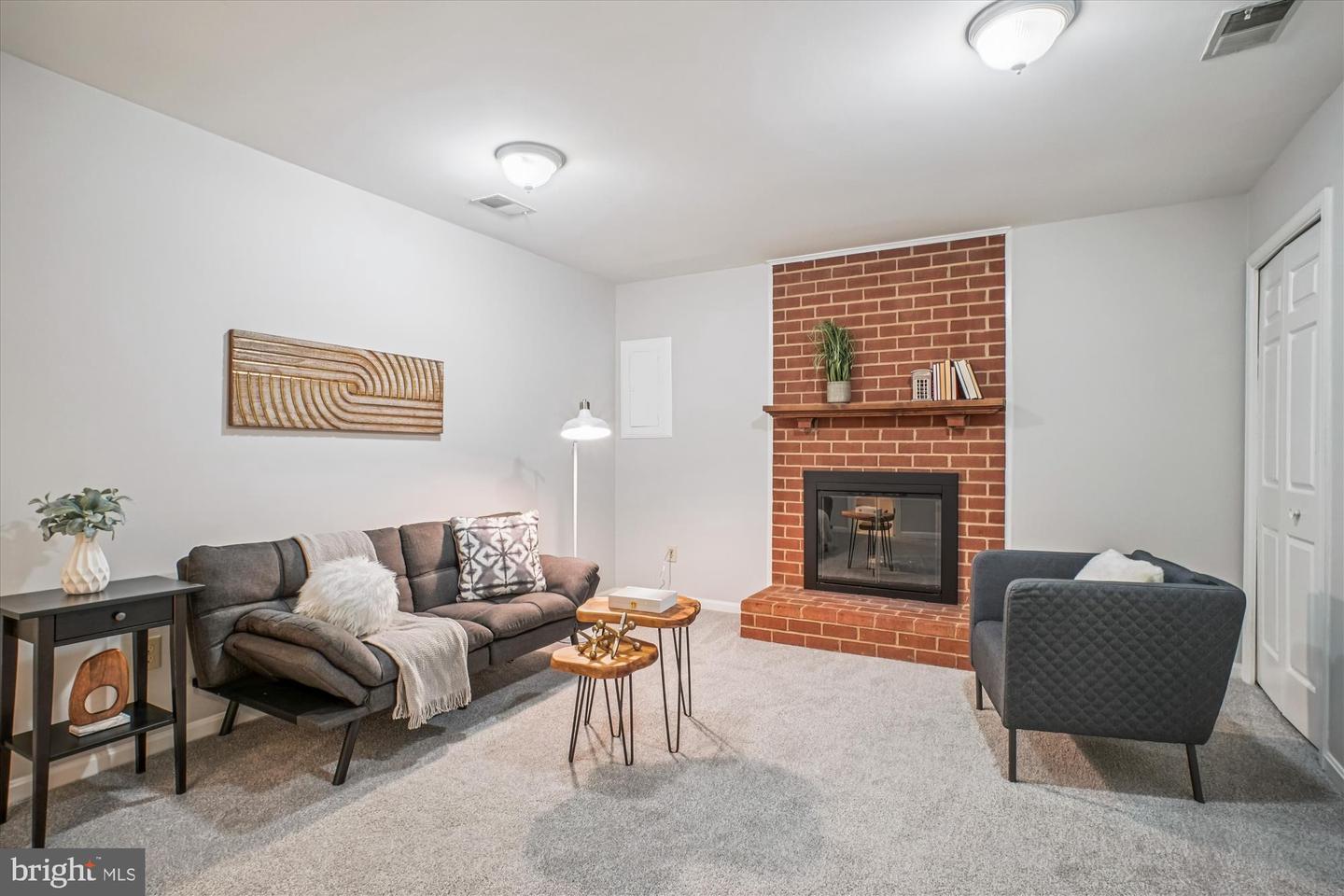 5249 WILSON BLVD, ARLINGTON, Virginia 22205, 2 Bedrooms Bedrooms, ,3 BathroomsBathrooms,Residential,For sale,5249 WILSON BLVD,VAAR2065296 MLS # VAAR2065296 5249 WILSON BLVD, ARLINGTON, Virginia 22205, 2 Bedrooms Bedrooms, ,3 BathroomsBathrooms,Residential,For sale,5249 WILSON BLVD,VAAR2065296 MLS # VAAR2065296