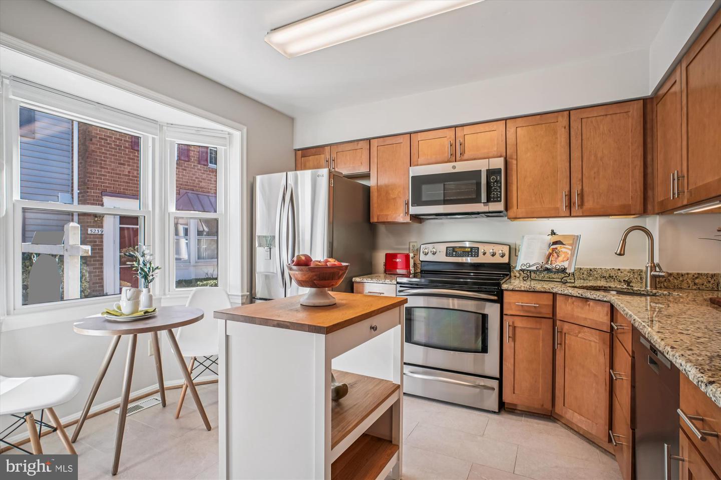 5249 WILSON BLVD, ARLINGTON, Virginia 22205, 2 Bedrooms Bedrooms, ,3 BathroomsBathrooms,Residential,For sale,5249 WILSON BLVD,VAAR2065296 MLS # VAAR2065296 5249 WILSON BLVD, ARLINGTON, Virginia 22205, 2 Bedrooms Bedrooms, ,3 BathroomsBathrooms,Residential,For sale,5249 WILSON BLVD,VAAR2065296 MLS # VAAR2065296