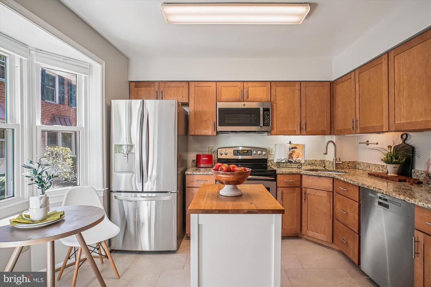 5249 WILSON BLVD, ARLINGTON, Virginia 22205, 2 Bedrooms Bedrooms, ,3 BathroomsBathrooms,Residential,For sale,5249 WILSON BLVD,VAAR2065296 MLS # VAAR2065296 5249 WILSON BLVD, ARLINGTON, Virginia 22205, 2 Bedrooms Bedrooms, ,3 BathroomsBathrooms,Residential,For sale,5249 WILSON BLVD,VAAR2065296 MLS # VAAR2065296