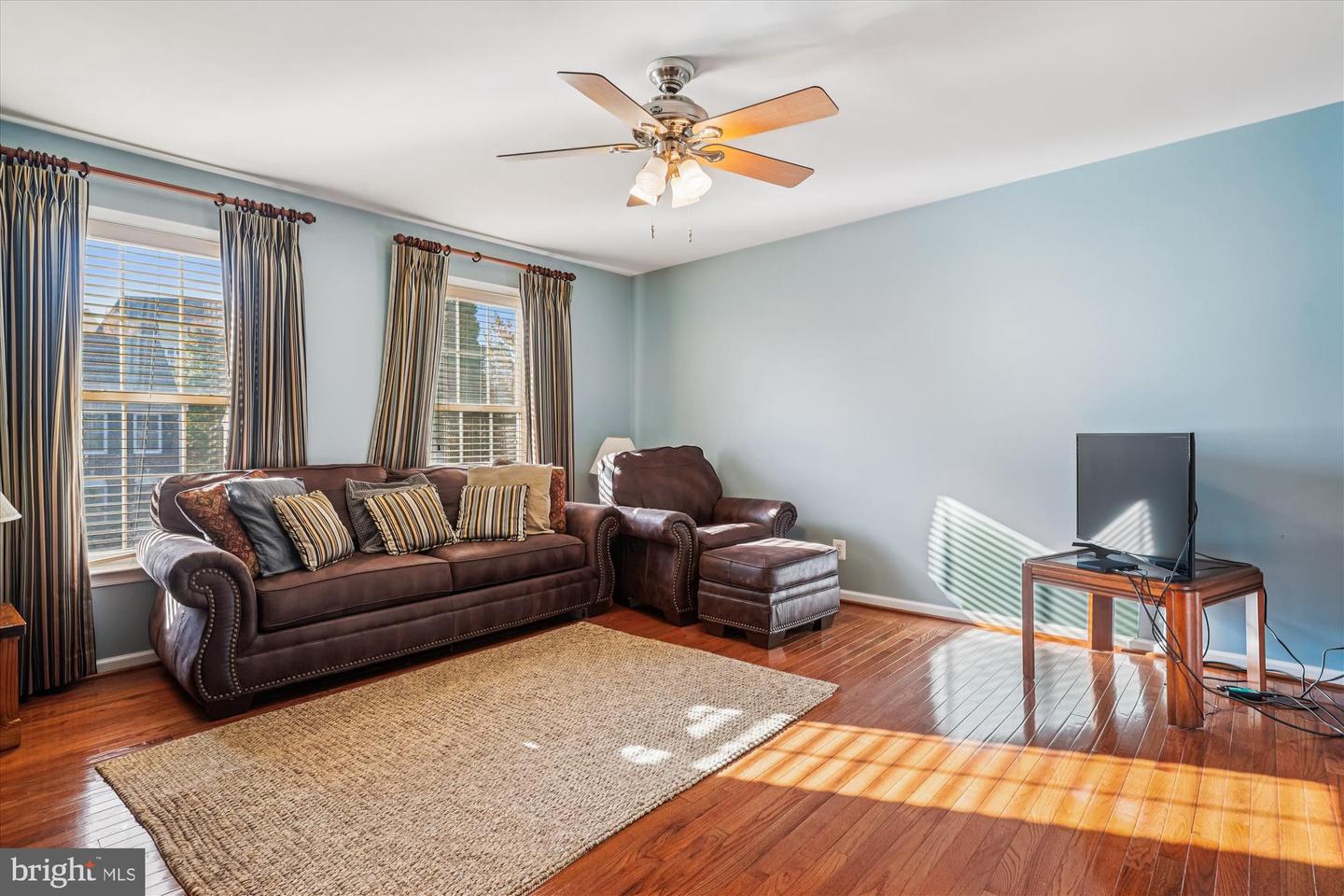 8090 PAPER BIRCH DR, LORTON, Virginia 22079, 5 Bedrooms Bedrooms, ,4 BathroomsBathrooms,Residential,For sale,8090 PAPER BIRCH DR,VAFX2276030 MLS # VAFX2276030 8090 PAPER BIRCH DR, LORTON, Virginia 22079, 5 Bedrooms Bedrooms, ,4 BathroomsBathrooms,Residential,For sale,8090 PAPER BIRCH DR,VAFX2276030 MLS # VAFX2276030