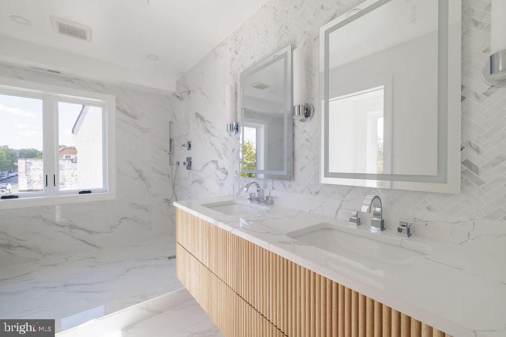 1200 POTOMAC ST NW, WASHINGTON, District Of Columbia 20007, 3 Bedrooms Bedrooms, ,2 BathroomsBathrooms,Residential,For sale,1200 POTOMAC ST NW,DCDC2228832 MLS # DCDC2228832 1200 POTOMAC ST NW, WASHINGTON, District Of Columbia 20007, 3 Bedrooms Bedrooms, ,2 BathroomsBathrooms,Residential,For sale,1200 POTOMAC ST NW,DCDC2228832 MLS # DCDC2228832