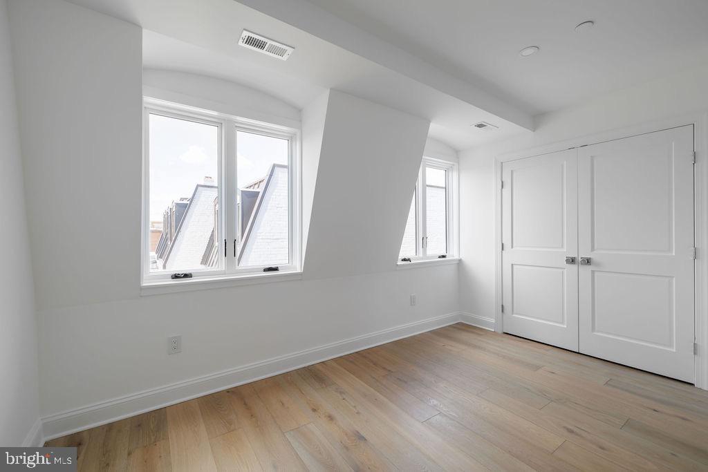 1200 POTOMAC ST NW, WASHINGTON, District Of Columbia 20007, 3 Bedrooms Bedrooms, ,2 BathroomsBathrooms,Residential,For sale,1200 POTOMAC ST NW,DCDC2228832 MLS # DCDC2228832 1200 POTOMAC ST NW, WASHINGTON, District Of Columbia 20007, 3 Bedrooms Bedrooms, ,2 BathroomsBathrooms,Residential,For sale,1200 POTOMAC ST NW,DCDC2228832 MLS # DCDC2228832