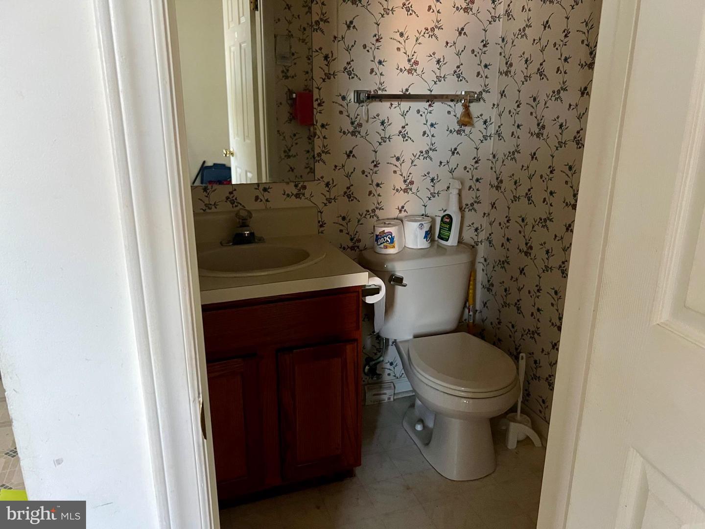2803 KNOX ST SE, WASHINGTON, District Of Columbia 20020, 3 Bedrooms Bedrooms, ,3 BathroomsBathrooms,Residential,For sale,2803 KNOX ST SE,DCDC2228852 MLS # DCDC2228852 2803 KNOX ST SE, WASHINGTON, District Of Columbia 20020, 3 Bedrooms Bedrooms, ,3 BathroomsBathrooms,Residential,For sale,2803 KNOX ST SE,DCDC2228852 MLS # DCDC2228852