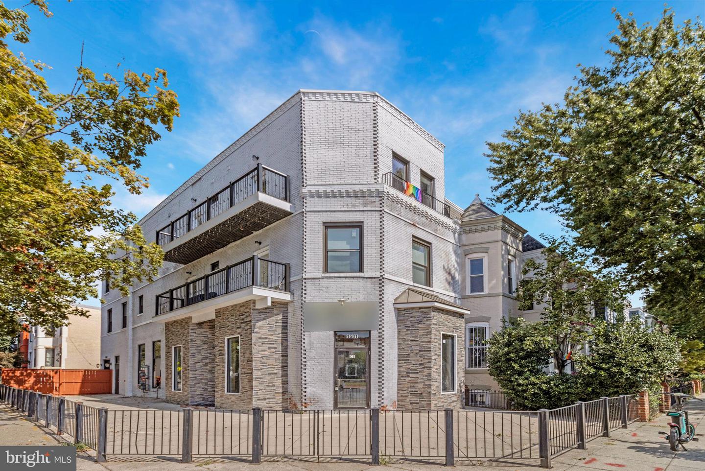 1501 1ST ST NW #2, WASHINGTON, District Of Columbia 20001, 2 Bedrooms Bedrooms, ,2 BathroomsBathrooms,Residential,For sale,1501 1ST ST NW #2,DCDC2228910 MLS # DCDC2228910 1501 1ST ST NW #2, WASHINGTON, District Of Columbia 20001, 2 Bedrooms Bedrooms, ,2 BathroomsBathrooms,Residential,For sale,1501 1ST ST NW #2,DCDC2228910 MLS # DCDC2228910