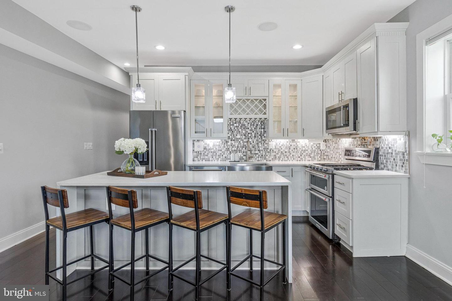 1501 1ST ST NW #2, WASHINGTON, District Of Columbia 20001, 2 Bedrooms Bedrooms, ,2 BathroomsBathrooms,Residential,For sale,1501 1ST ST NW #2,DCDC2228910 MLS # DCDC2228910 1501 1ST ST NW #2, WASHINGTON, District Of Columbia 20001, 2 Bedrooms Bedrooms, ,2 BathroomsBathrooms,Residential,For sale,1501 1ST ST NW #2,DCDC2228910 MLS # DCDC2228910