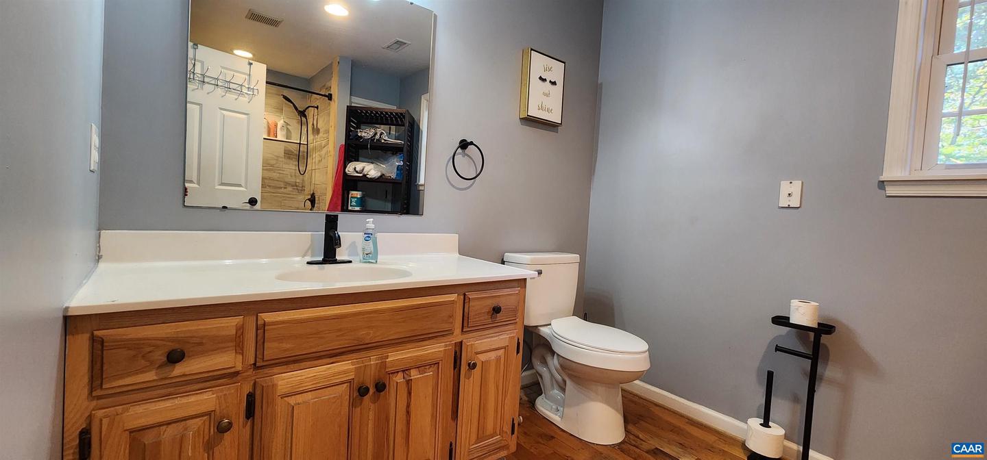 15070 ALBANO RD, BARBOURSVILLE, Virginia 22923, 4 Bedrooms Bedrooms, ,4 BathroomsBathrooms,Residential,For sale,15070 ALBANO RD,670358 MLS # 670358 15070 ALBANO RD, BARBOURSVILLE, Virginia 22923, 4 Bedrooms Bedrooms, ,4 BathroomsBathrooms,Residential,For sale,15070 ALBANO RD,670358 MLS # 670358