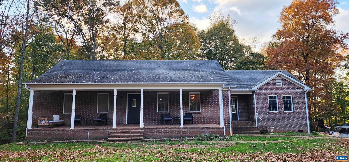 15070 ALBANO RD, BARBOURSVILLE, Virginia 22923, 4 Bedrooms Bedrooms, ,4 BathroomsBathrooms,Residential,For sale,15070 ALBANO RD,670358 MLS # 670358 15070 ALBANO RD, BARBOURSVILLE, Virginia 22923, 4 Bedrooms Bedrooms, ,4 BathroomsBathrooms,Residential,For sale,15070 ALBANO RD,670358 MLS # 670358